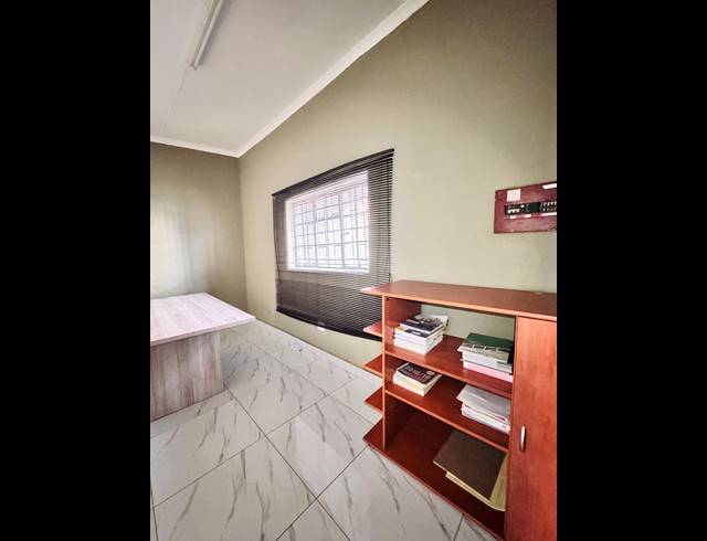 383M² BUSINESS FOR SALE IN WITBANK EXT 8